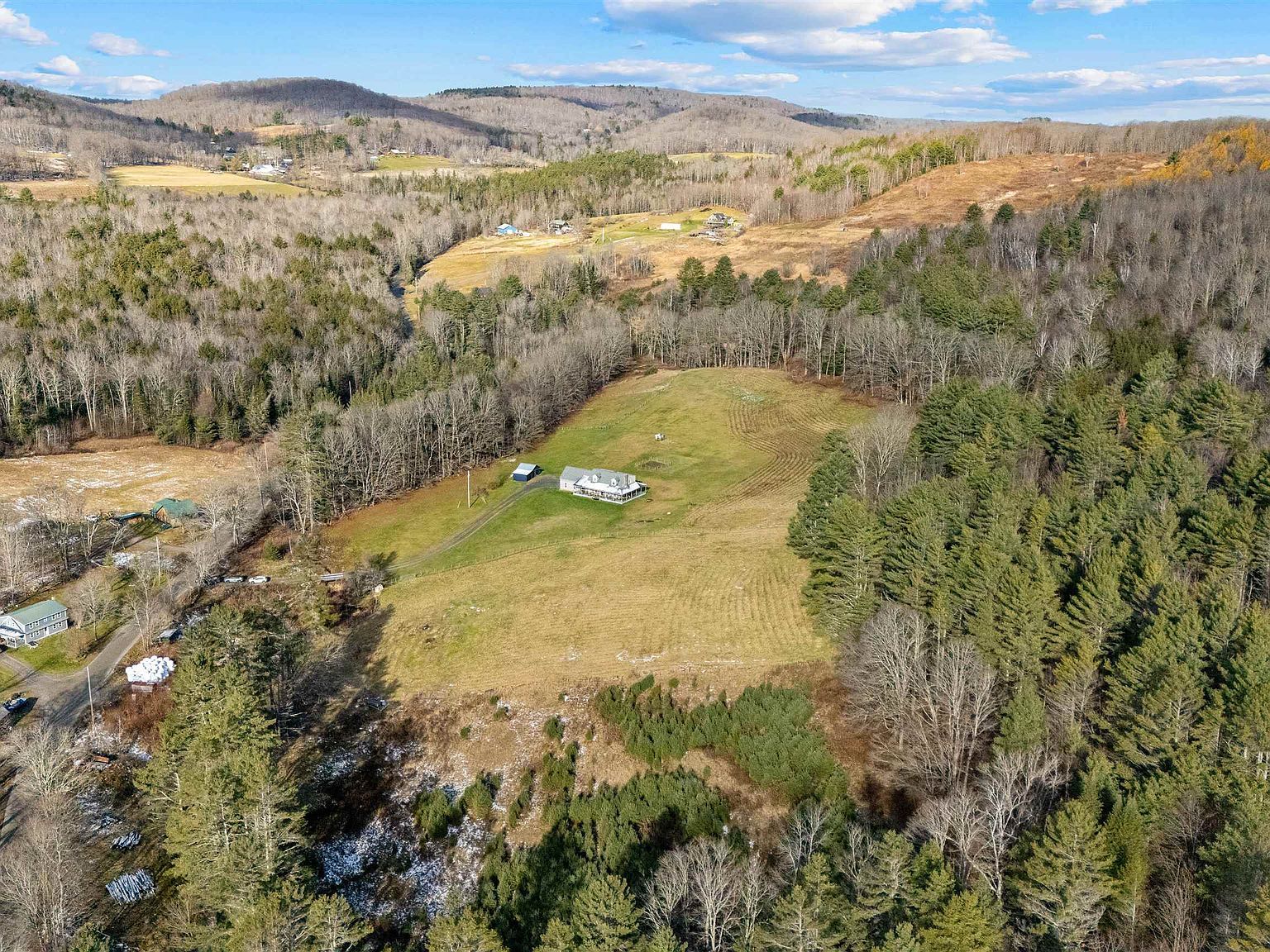 292 Brook Rd Chelsea, VT 05038 - Thumbnail 4