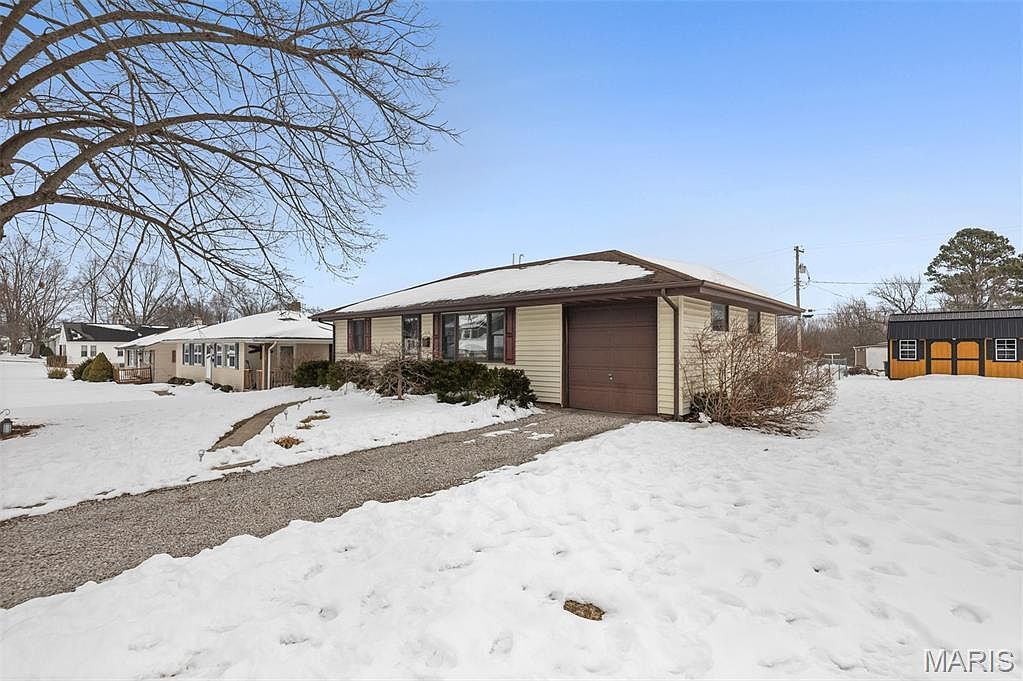 610 S Ridge Ave Steeleville, IL 62288 - Thumbnail 4