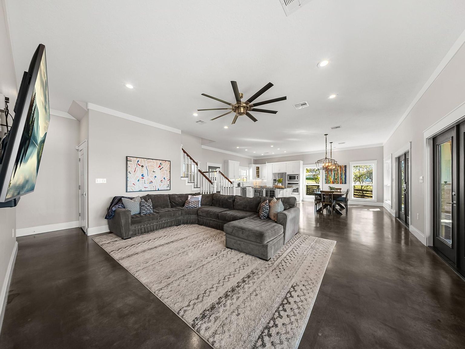 311 Harbor Dr Onalaska, TX 77360 - Thumbnail 4