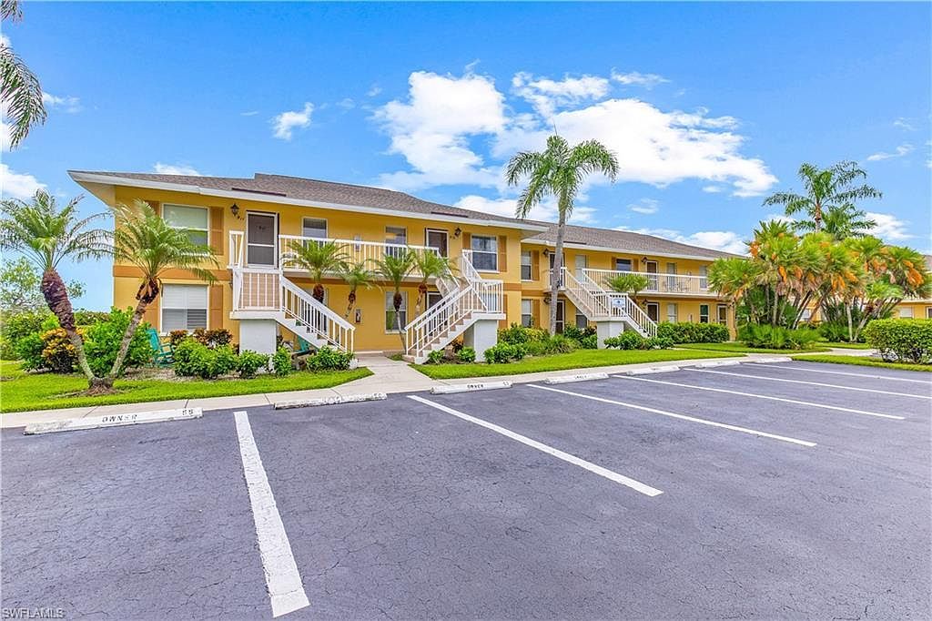 1295 Mainsail Dr UNIT 912 Naples, FL 34114 - Thumbnail 4