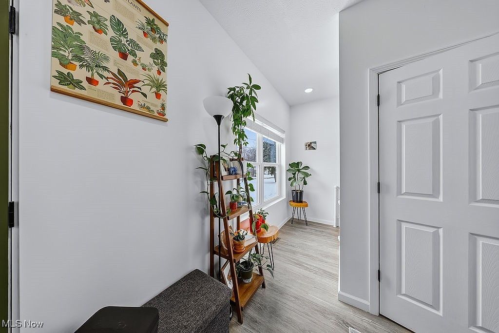 22711 Vera St Warrensville Heights, OH 44128 - Thumbnail 4