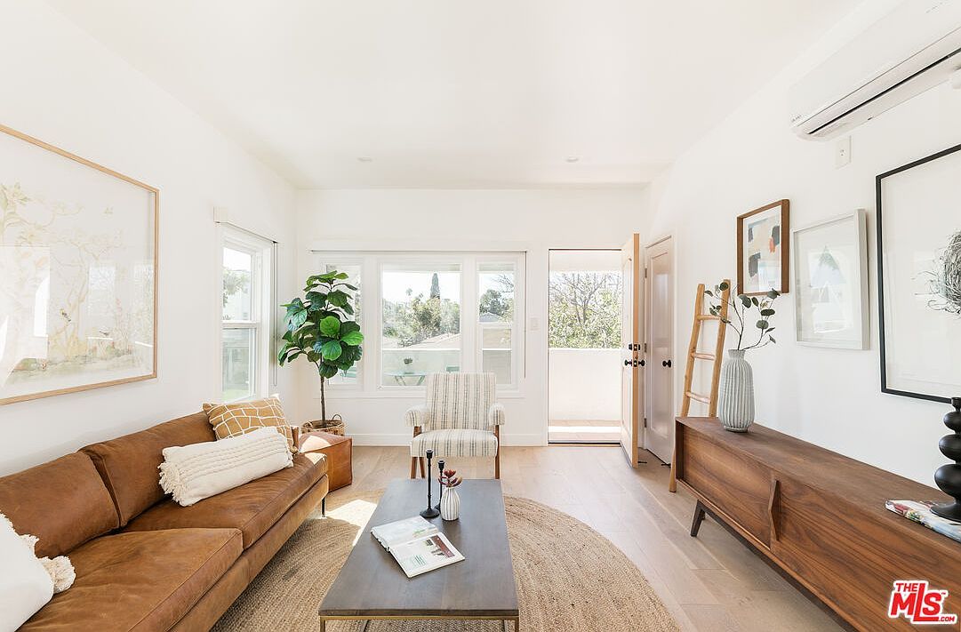 5847 1/2 Ernest Ave Los Angeles, CA 90034 - Thumbnail 4