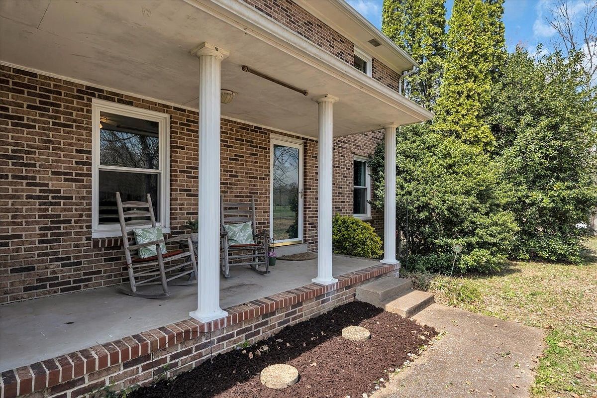 203 Twelve Oaks Rd Tullahoma, TN 37388 - Thumbnail 4