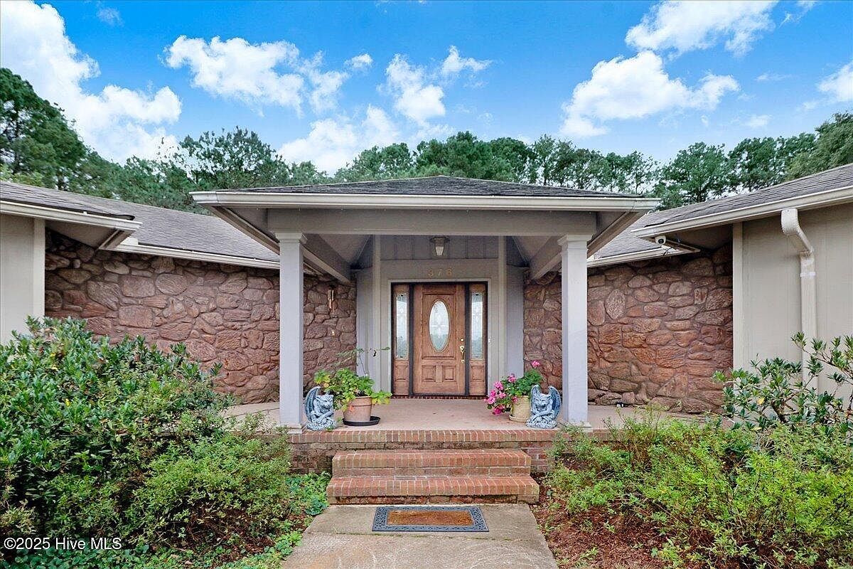 376 Church Of God Rd Goldsboro, NC 27534 - Thumbnail 4