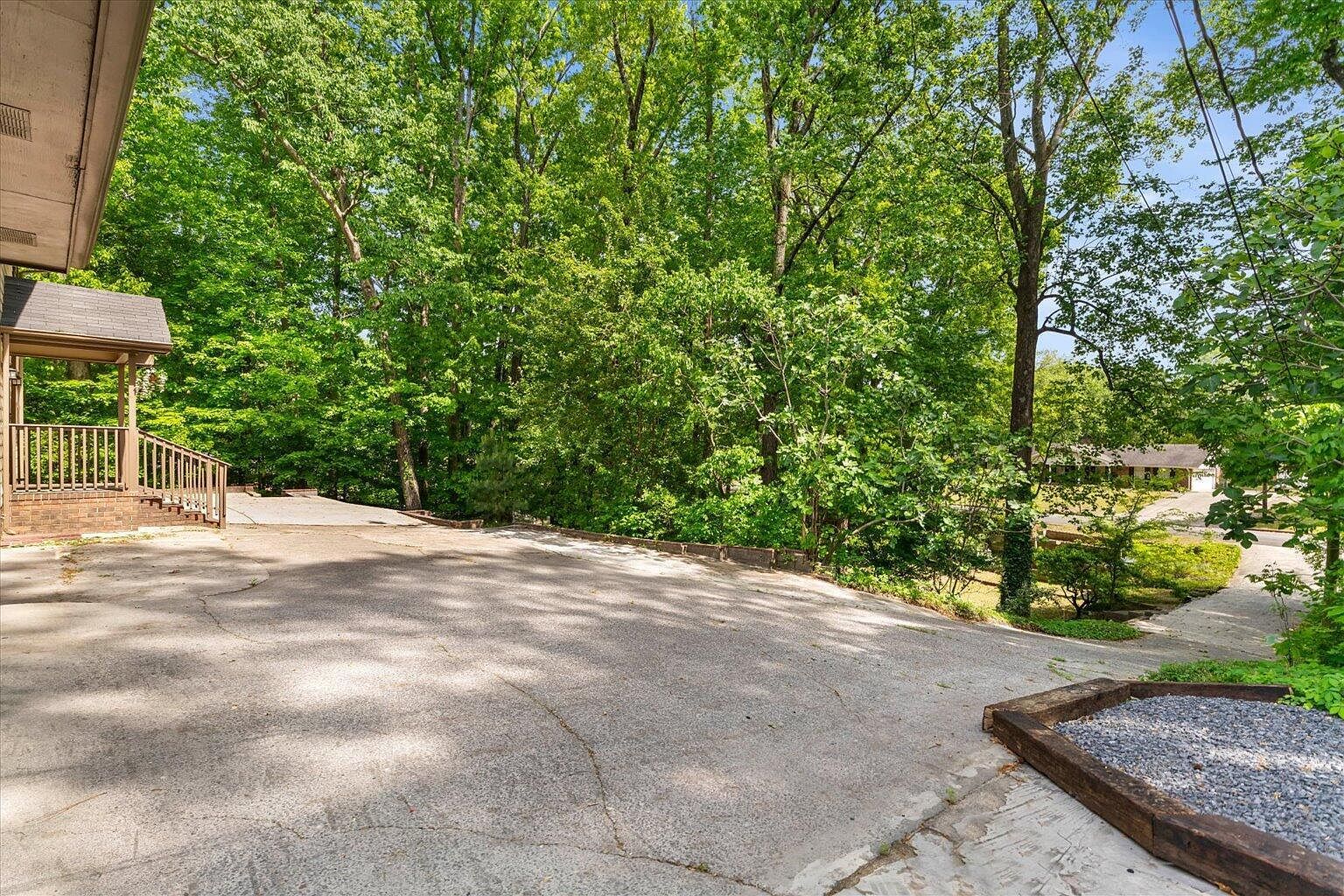 1921 Tibbs Ter Dalton, GA 30720 - Thumbnail 4