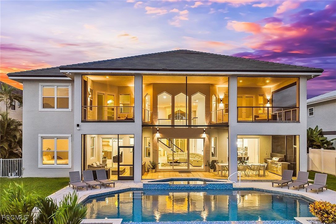 2418 SE 28th St Cape Coral, FL 33904 - Thumbnail 4