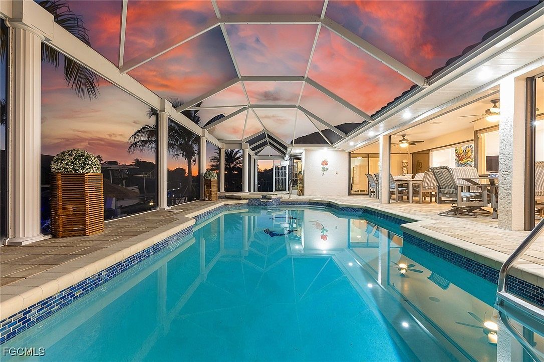 2318 SE 27th St Cape Coral, FL 33904 - Thumbnail 4