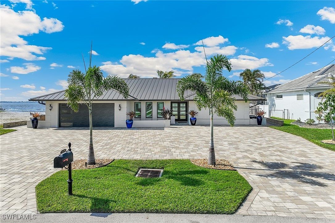 2286 SE 28th St Cape Coral, FL 33904 - Thumbnail 4