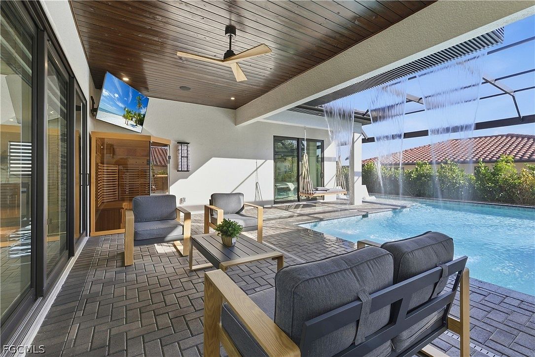 2402 Everest Parkway Cape Coral, FL 33904 - Thumbnail 4