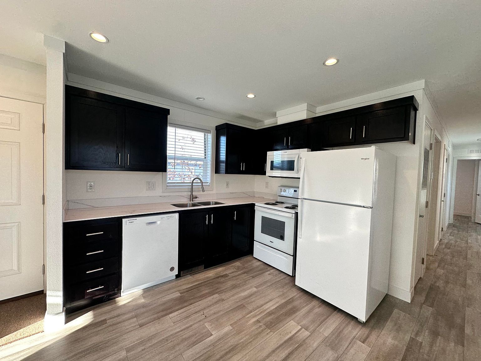 460 Arnos Rd UNIT 45 Talent, OR 97540 - Thumbnail 4