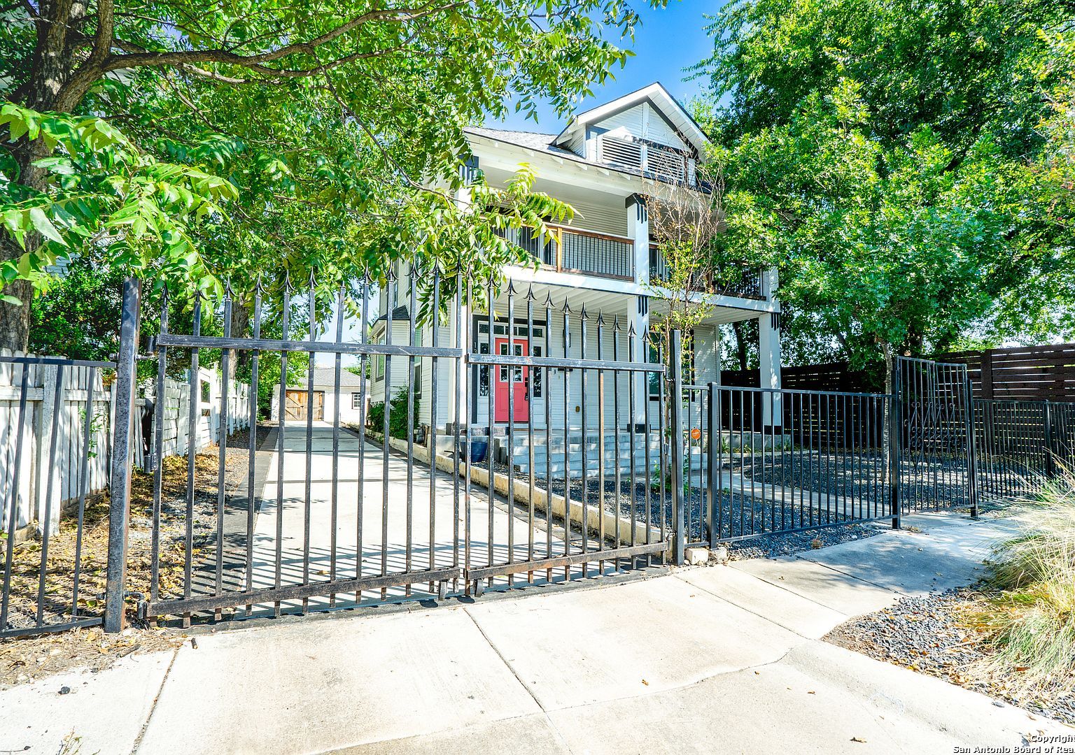 139 E Highland Blvd San Antonio, TX 78210 - Thumbnail 4