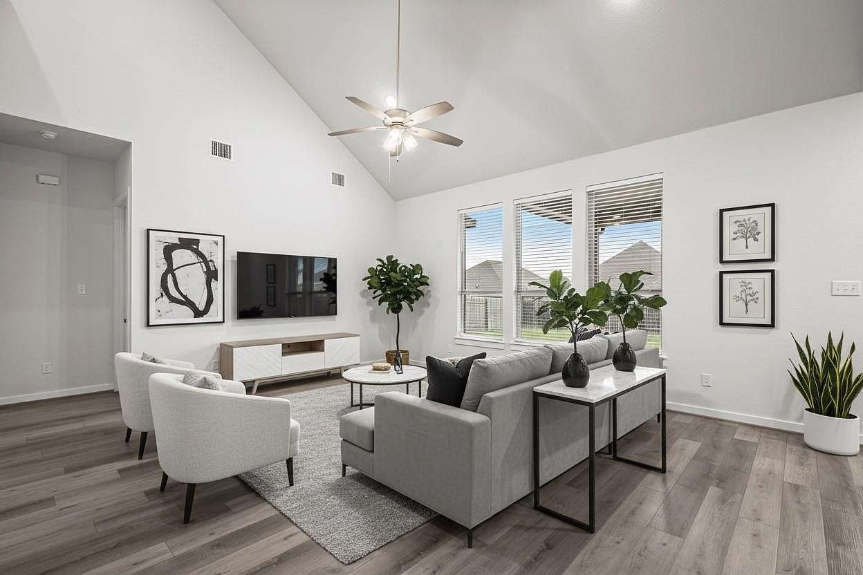 841 Spinnaker Loop Kyle, TX 78640 - Thumbnail 4