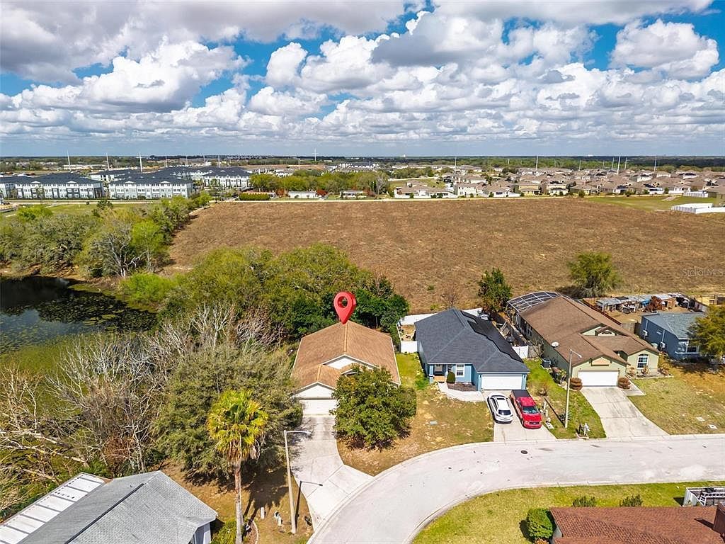 203 Ashley Loop Davenport, FL 33837 - Thumbnail 4