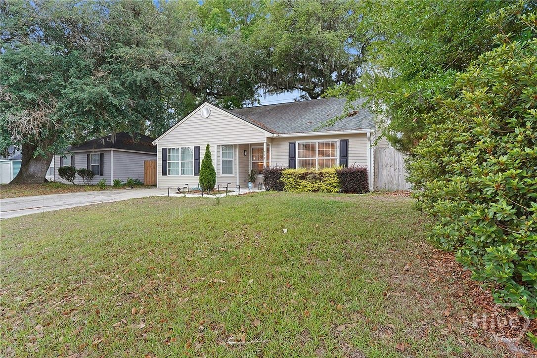 219 Laurelwood Dr Savannah, GA 31419 - Thumbnail 4
