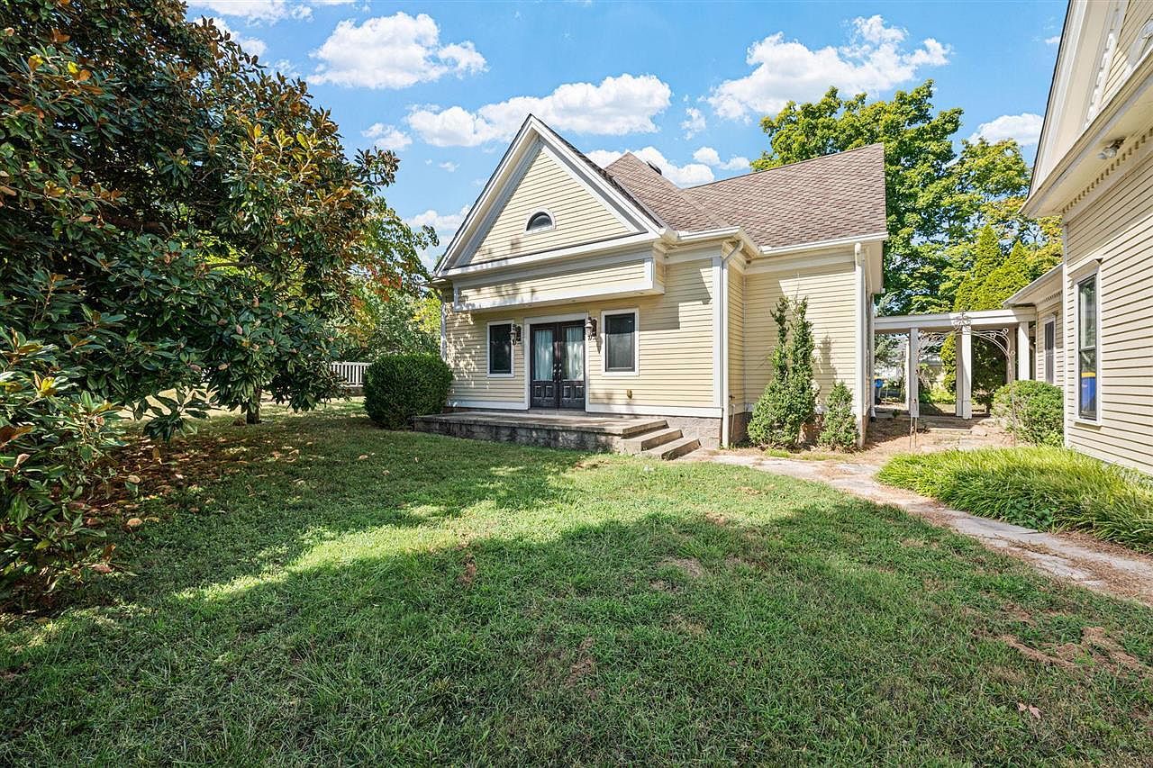 419 N Main St Franklin, KY 42134 - Thumbnail 4