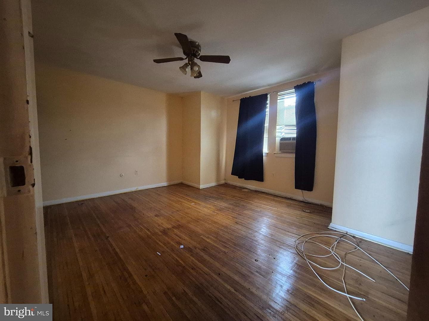 227 E Springer St Philadelphia, PA 19119 - Thumbnail 4