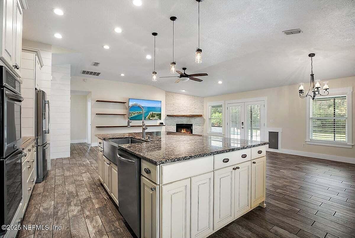 8064 Bridgecreek Dr W Jacksonville, FL 32244 - Thumbnail 4