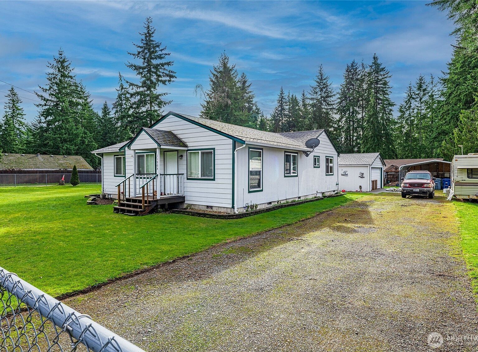 11204 122nd St E Puyallup, WA 98374 - Thumbnail 4