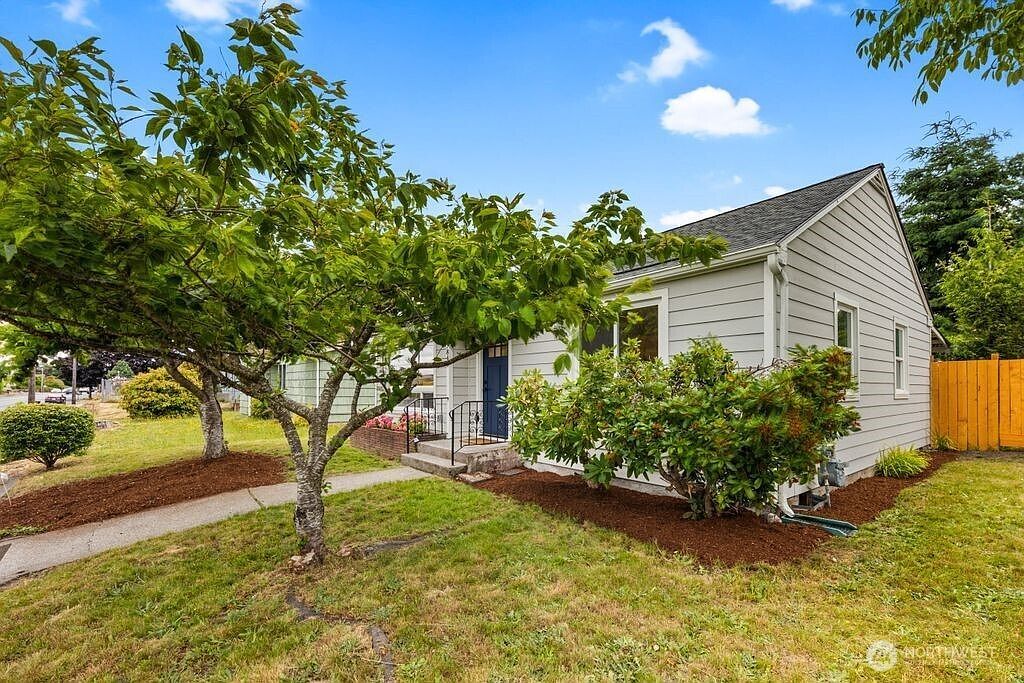 7843 Yakima Ave Tacoma, WA 98408 - Thumbnail 4