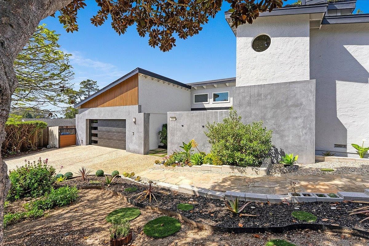 587 Saint Andrews Dr Aptos, CA 95003 - Thumbnail 4
