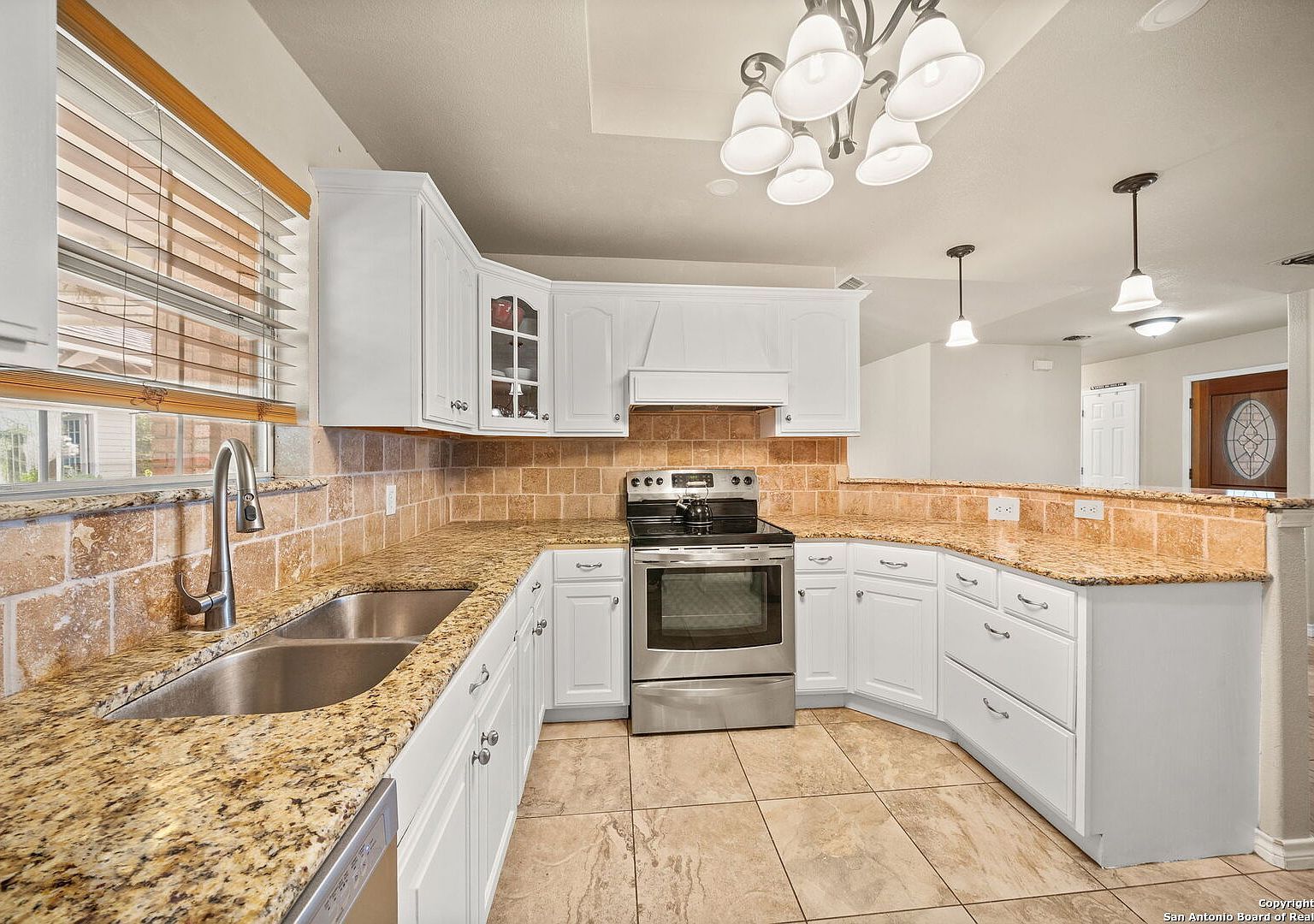 118 River Knl Castroville, TX 78009 - Thumbnail 4