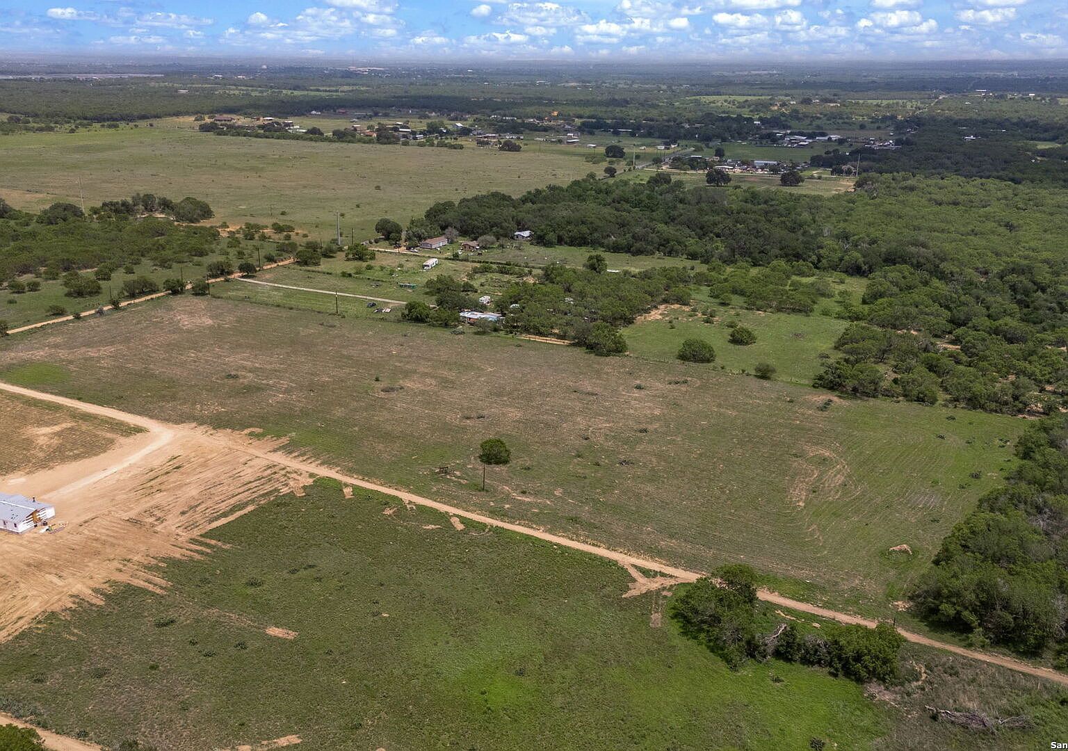 Alcorta Ln Somerset, TX 78069 - Thumbnail 4