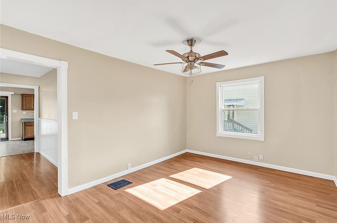 322 Ohio Ave Girard, OH 44420 - Thumbnail 4