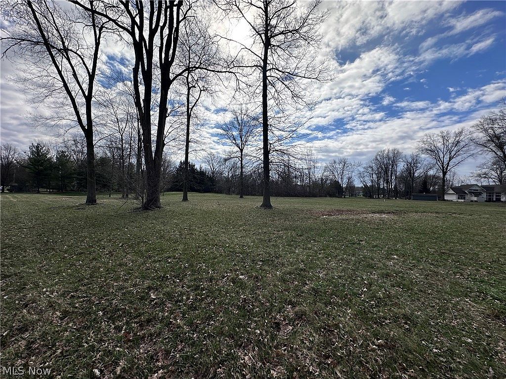 E Market St Warren, OH 44484 - Thumbnail 4