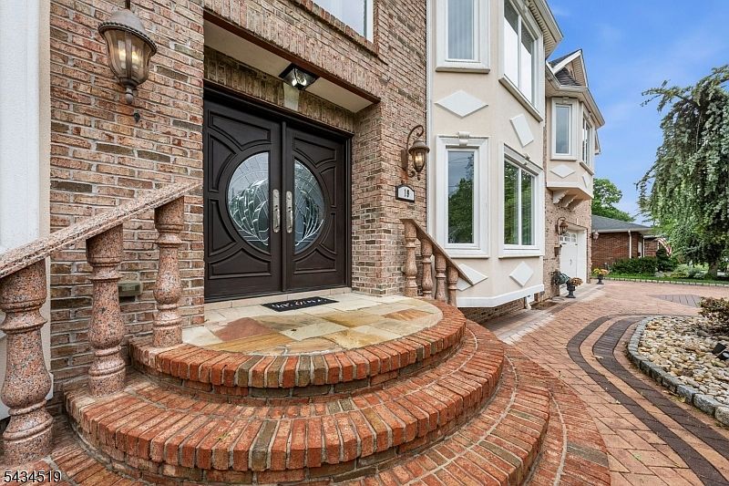 19 Fairview Rd Clark, NJ 07066 - Thumbnail 4