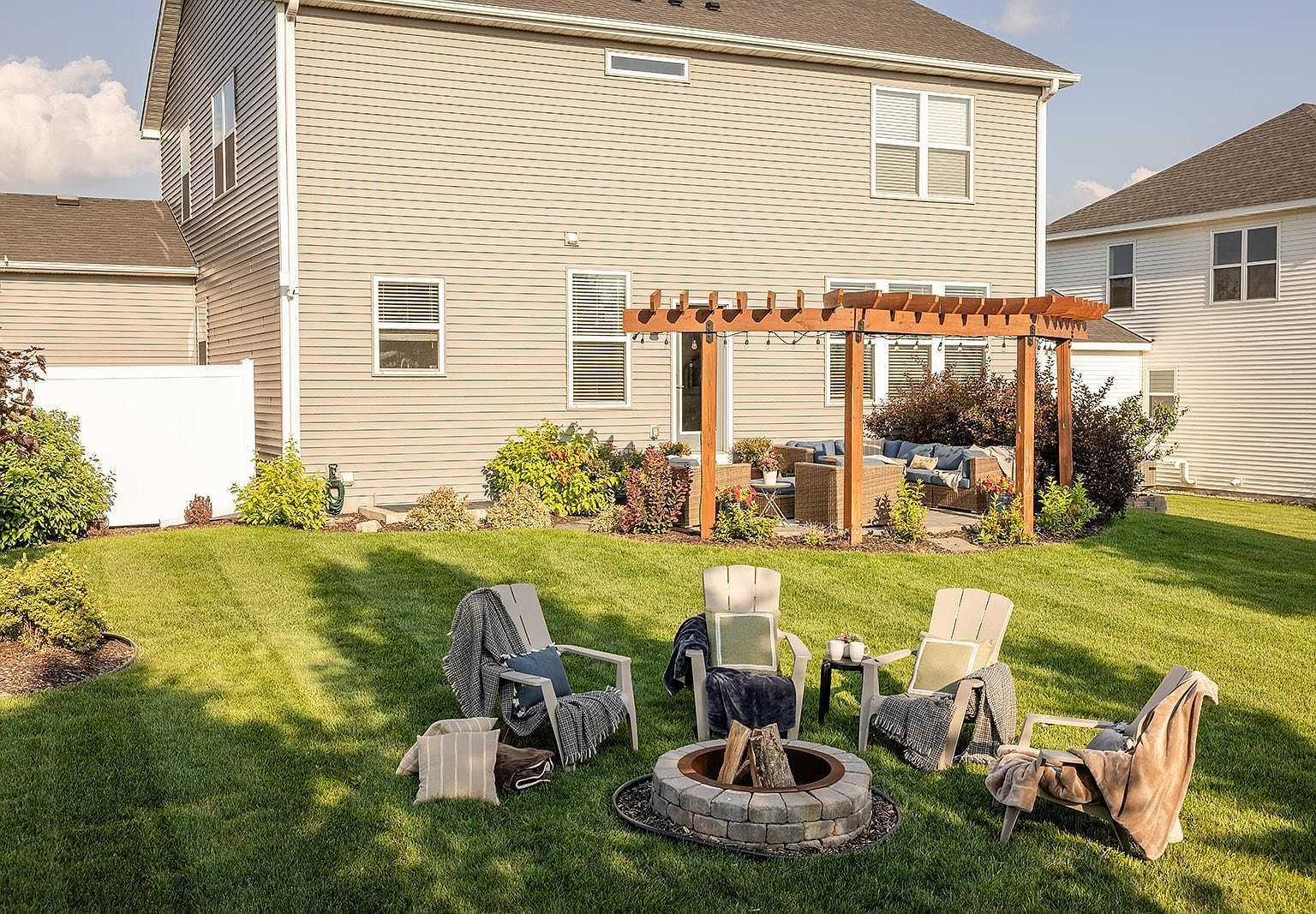 20511 Gunnison Dr Lakeville, MN 55044 - Thumbnail 4