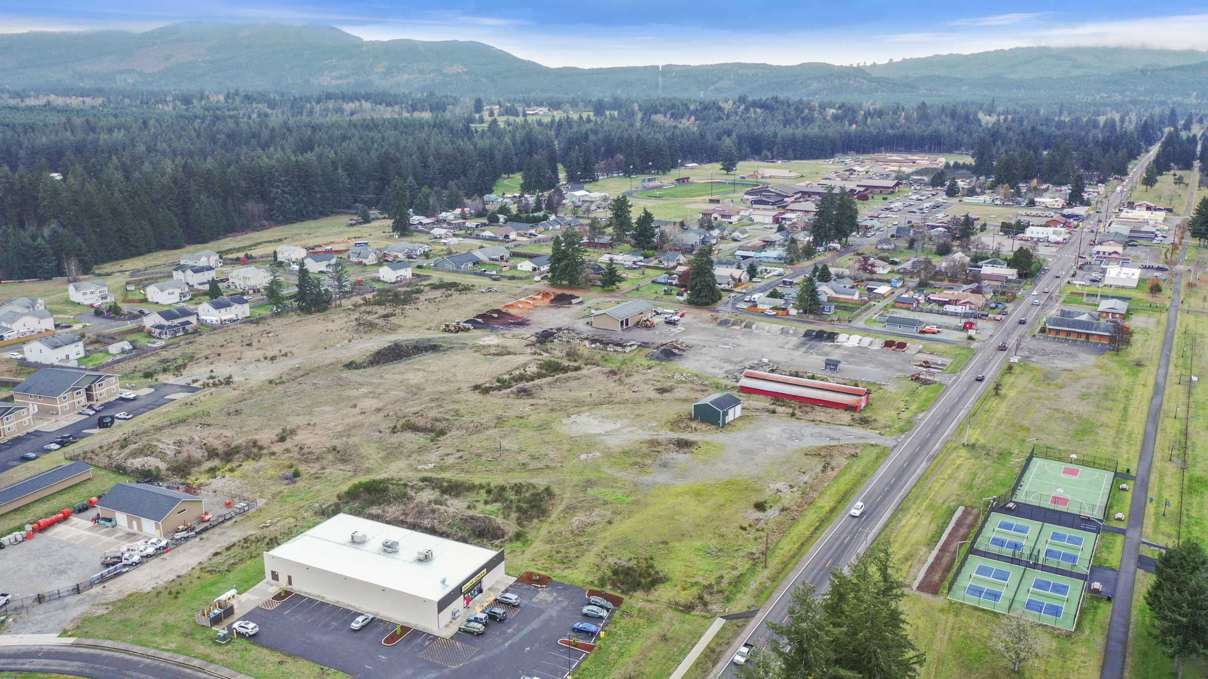 809 Binghampton Street, Rainier, WA, USA, 98576 - Thumbnail 4