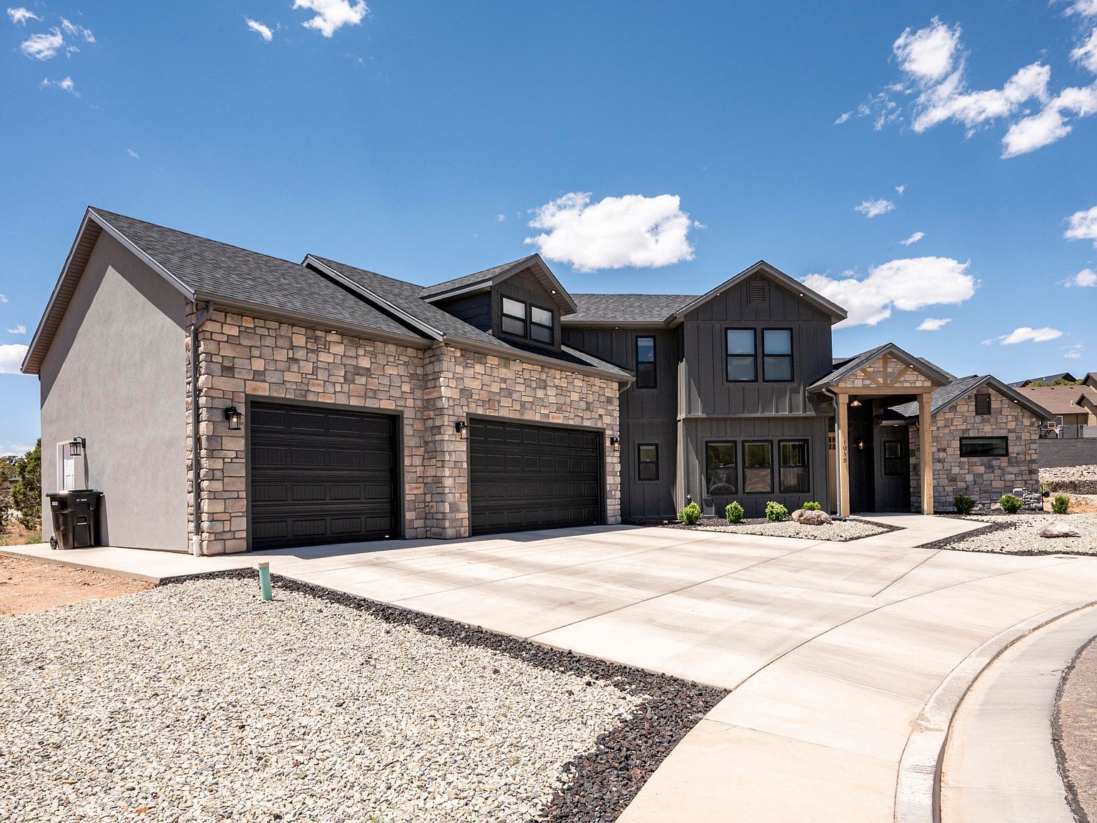 1918 S Oak Springs Cir Cedar City, UT 84720 - Thumbnail 4