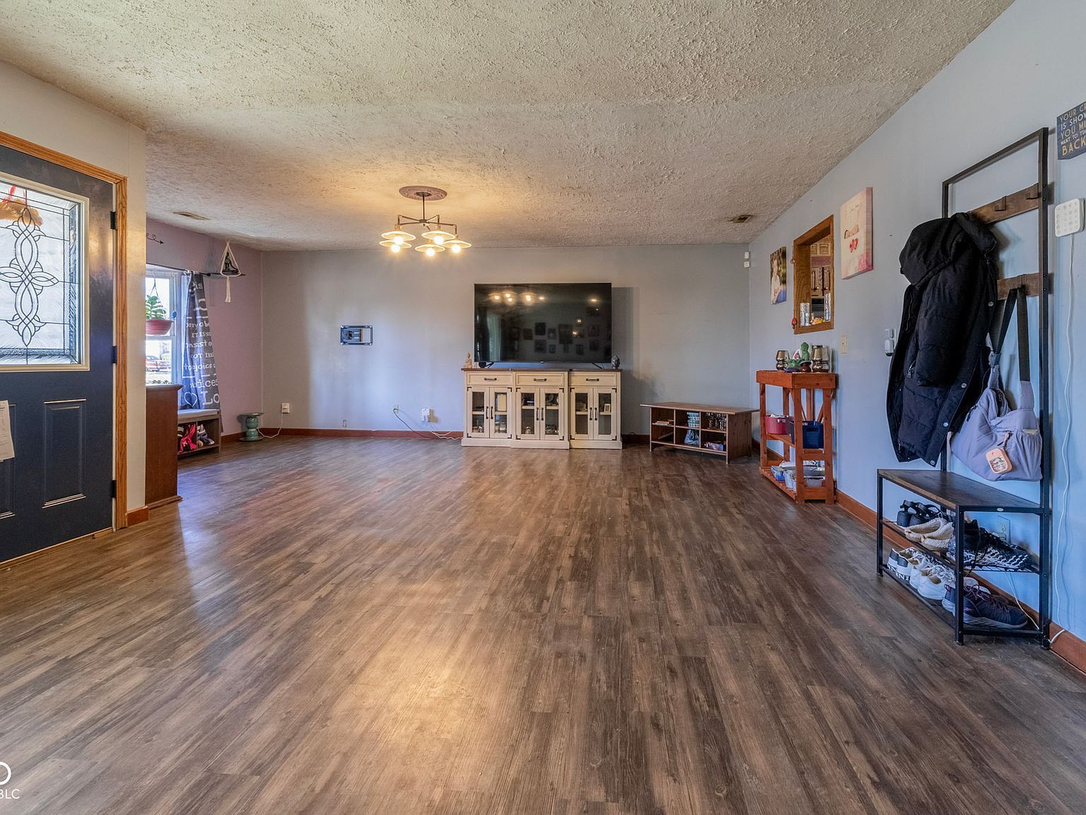 1413 Brookside Dr Columbus, IN 47201 - Thumbnail 4