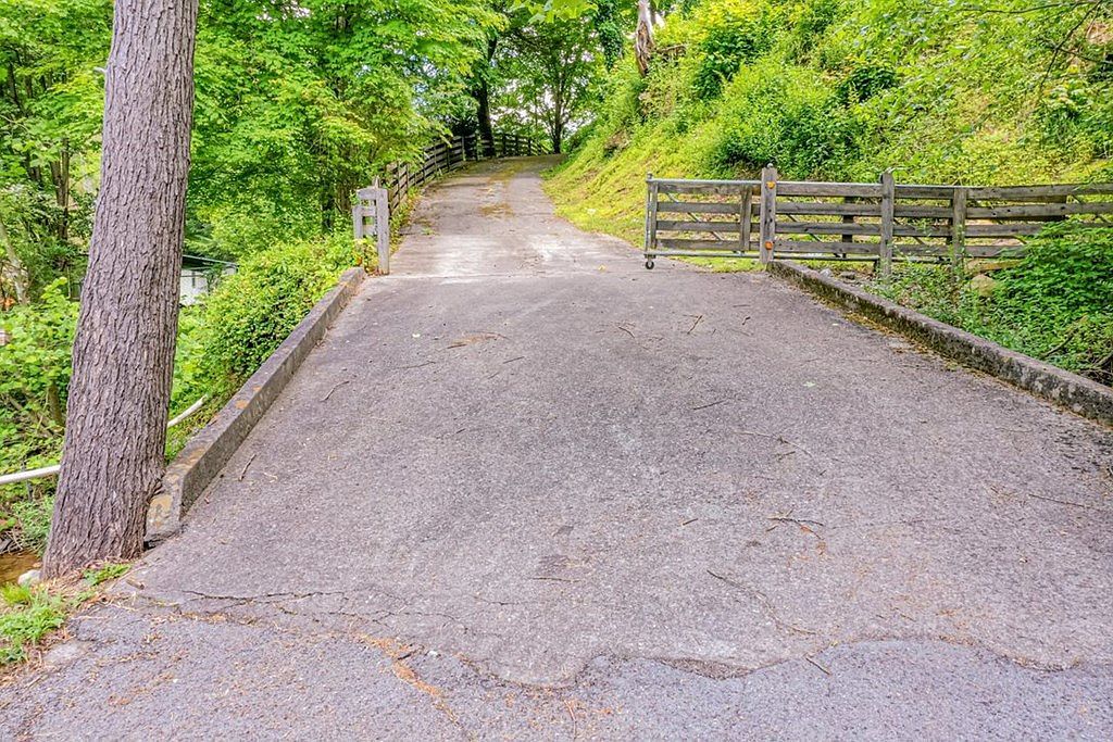 2477 Leemaster Dr Vansant, VA 24656 - Thumbnail 4