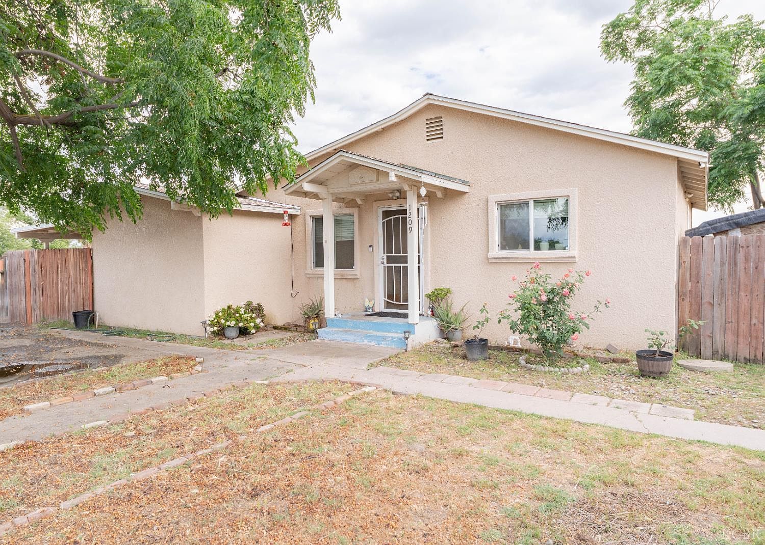 1209 W 6th St Hanford, CA 93230 - Thumbnail 4