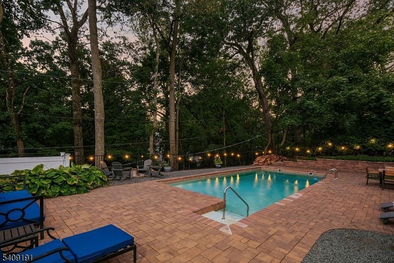 17A Glenside Rd South Orange, NJ 07079 - Thumbnail 4