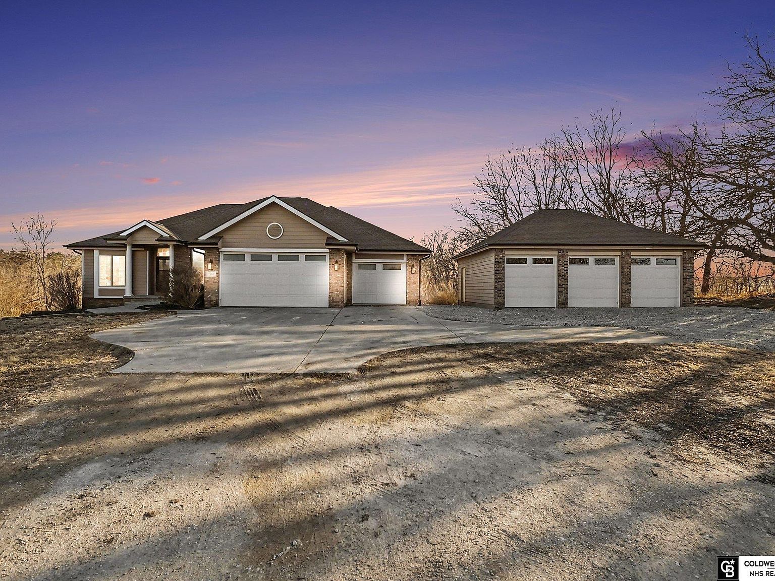 9865 Fowler Dr Papillion, NE 68046 - Thumbnail 4