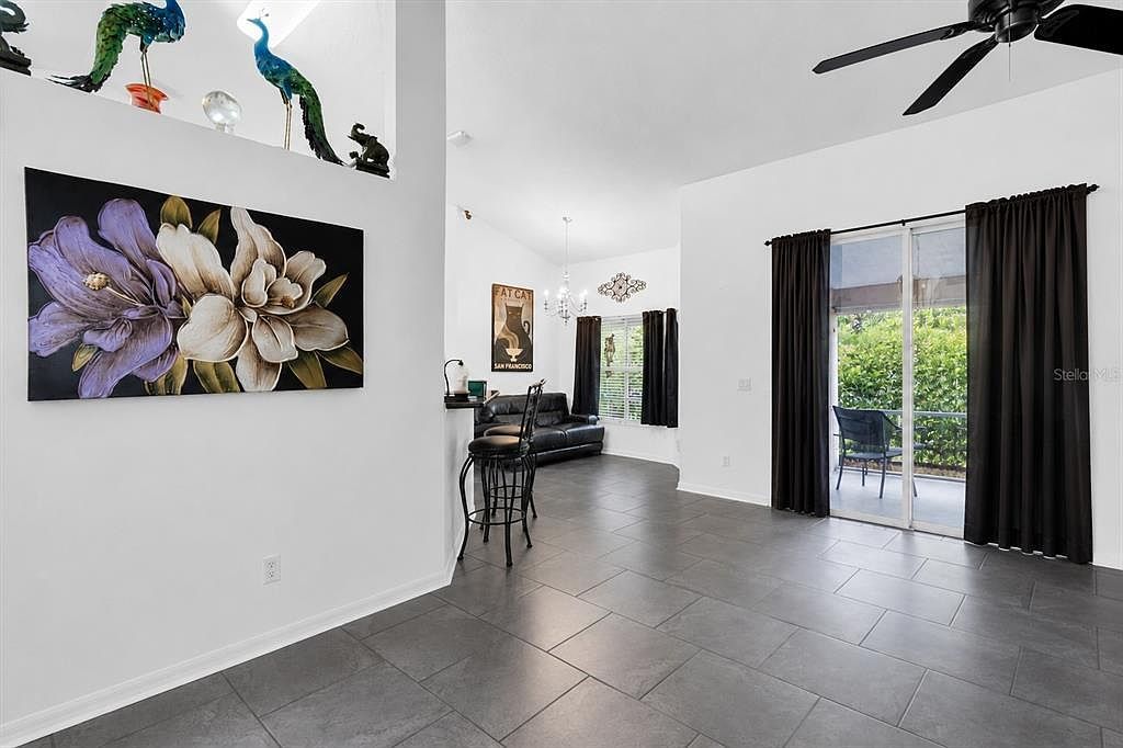 13270 Drysdale St Spring Hill, FL 34609 - Thumbnail 4