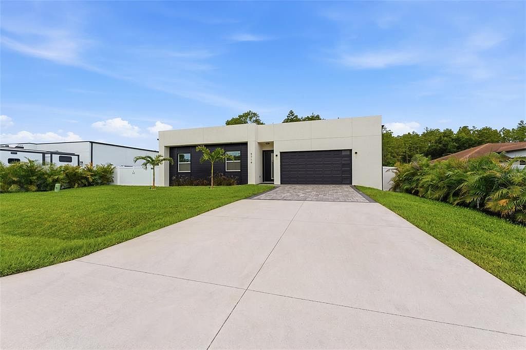 9714 Van St Tampa, FL 33615 - Thumbnail 4