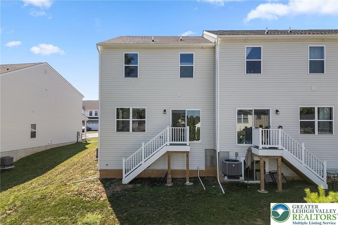 11 Timber Trl Easton, PA 18045 - Thumbnail 4