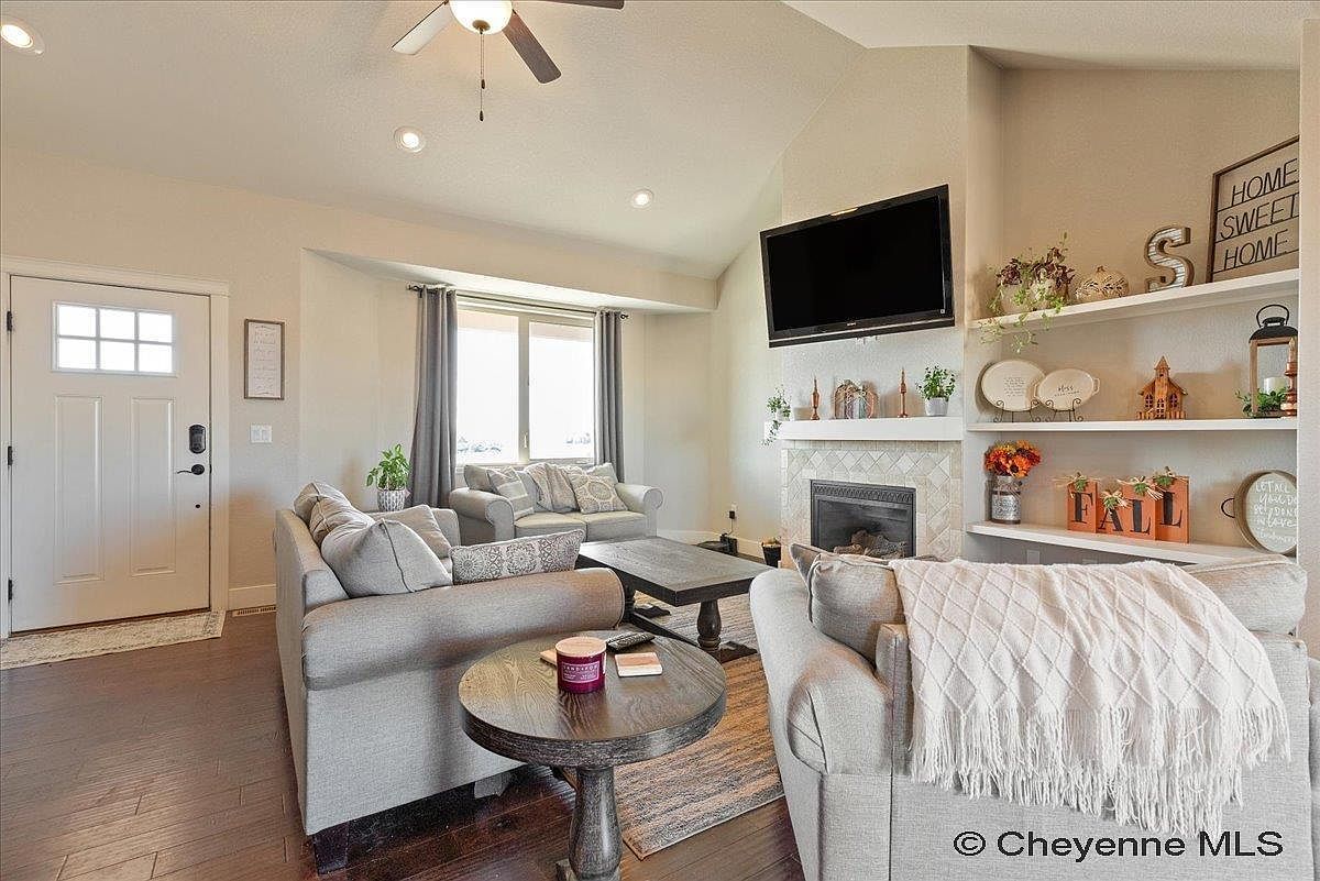 1873 Lauver Ln Cheyenne, WY 82009 - Thumbnail 4