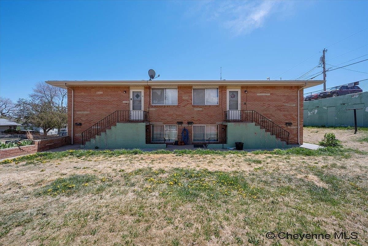 1749 Oxford Dr Cheyenne, WY 82001 - Thumbnail 4