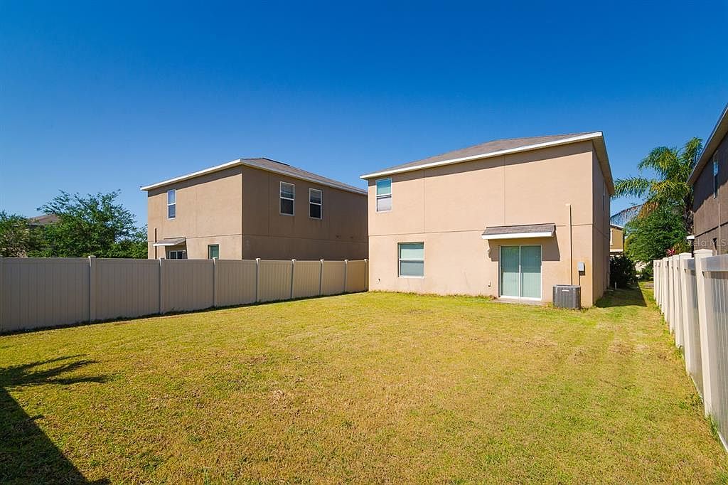 6534 Trent Creek Dr Ruskin, FL 33573 - Thumbnail 4