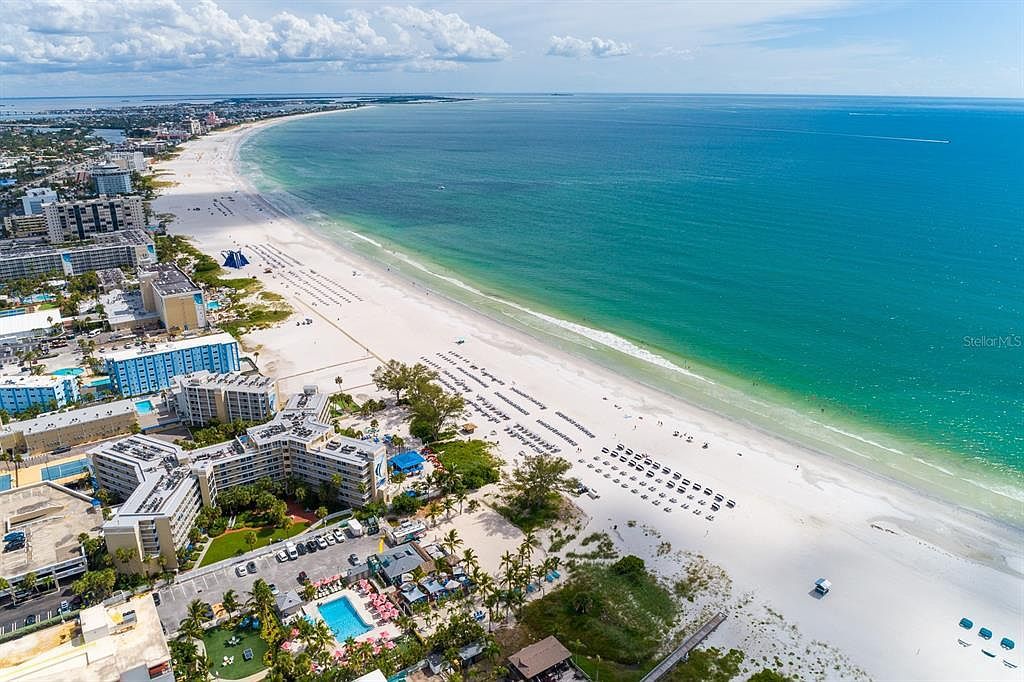 420 64th Ave APT 202 Saint Pete Beach, FL 33706 - Thumbnail 4