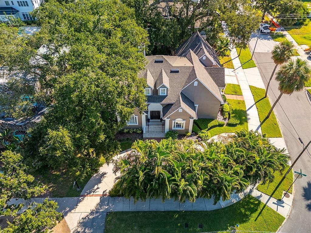 4535 W Beachway Dr Tampa, FL 33609 - Thumbnail 4