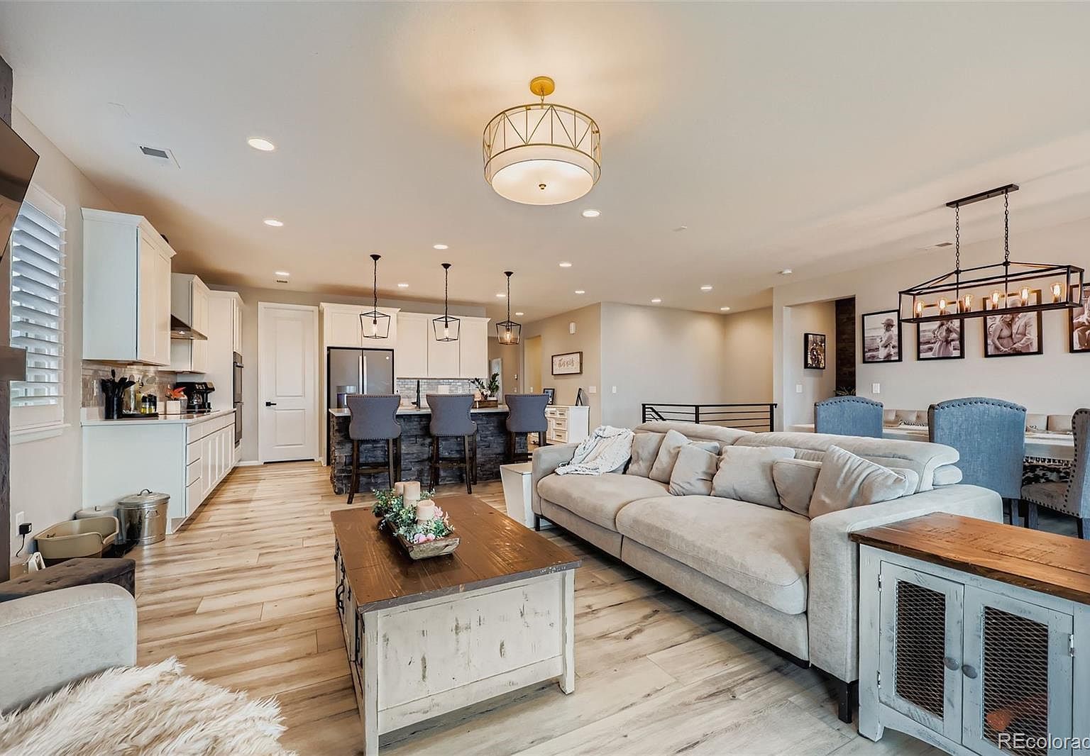 2875 Keepsake Way Castle Rock, CO 80109 - Thumbnail 4