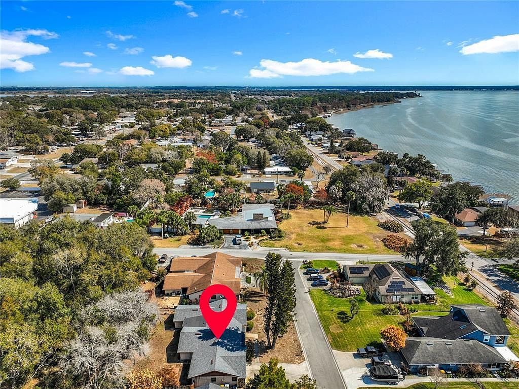 1029 Michelle Ct Tavares, FL 32778 - Thumbnail 4