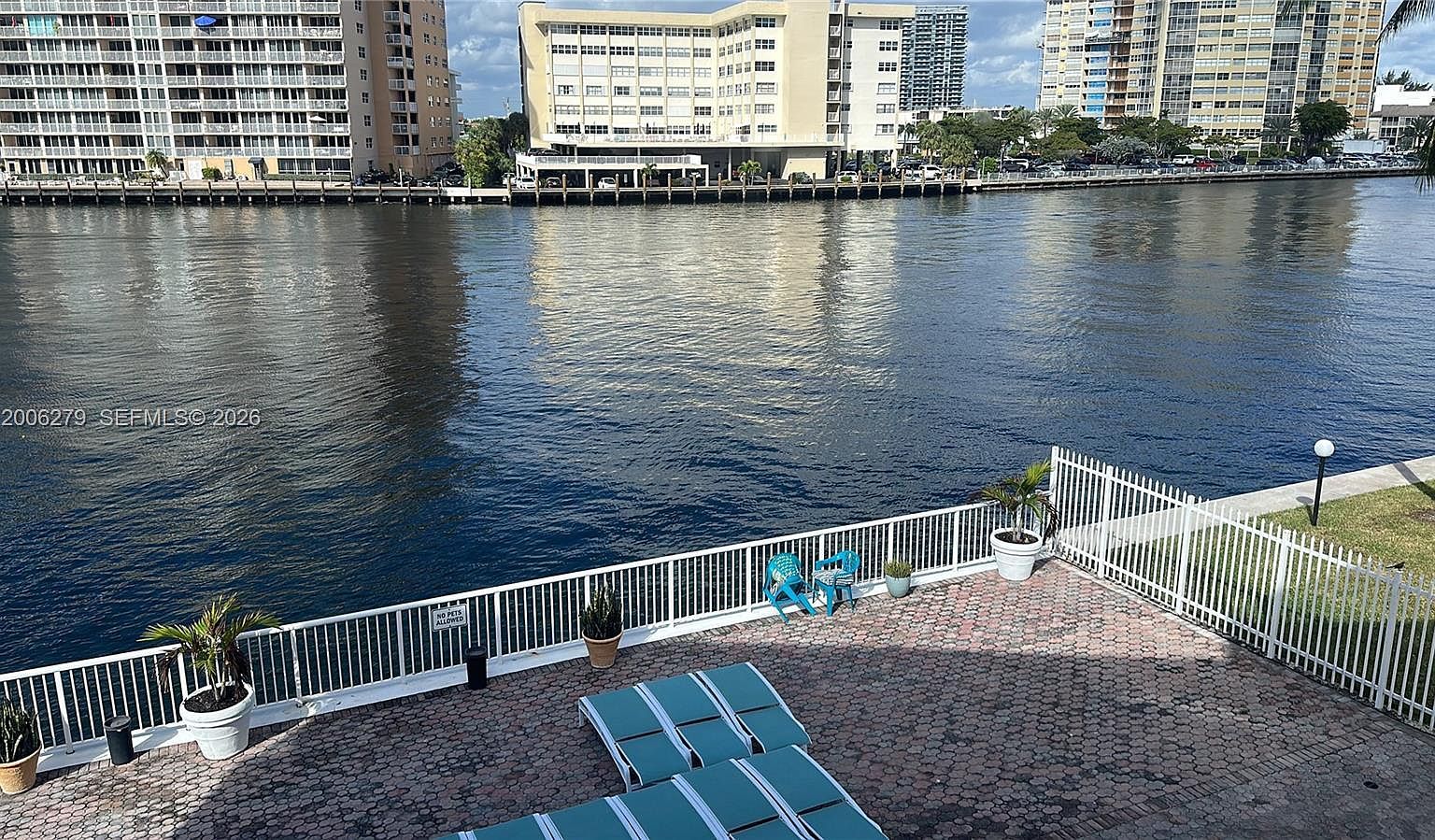 1913 S Ocean Dr APT 111 Hallandale Beach, FL 33009 - Thumbnail 4