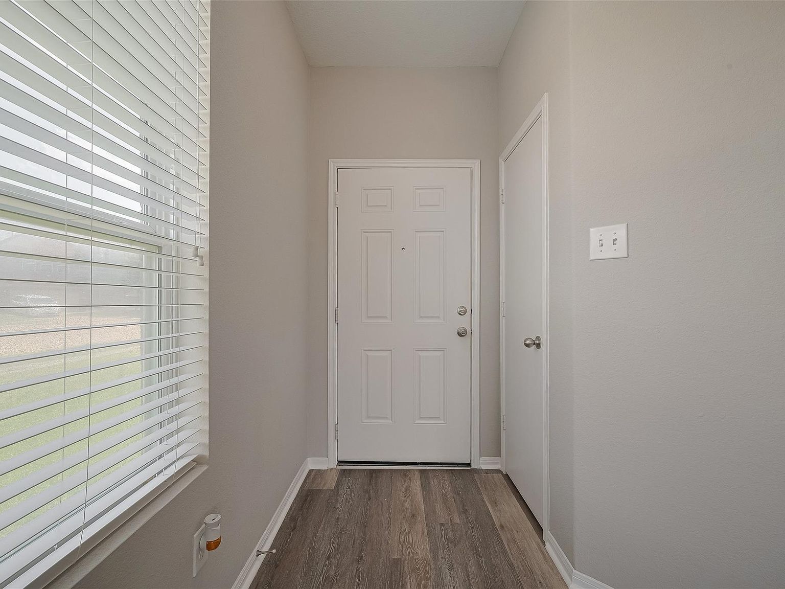 2810 Meadowbrook Ln Rosenberg, TX 77471 - Thumbnail 4