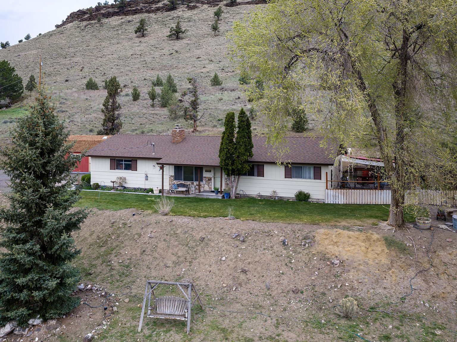 2577 SE Hill St Prineville, OR 97754 - Thumbnail 4